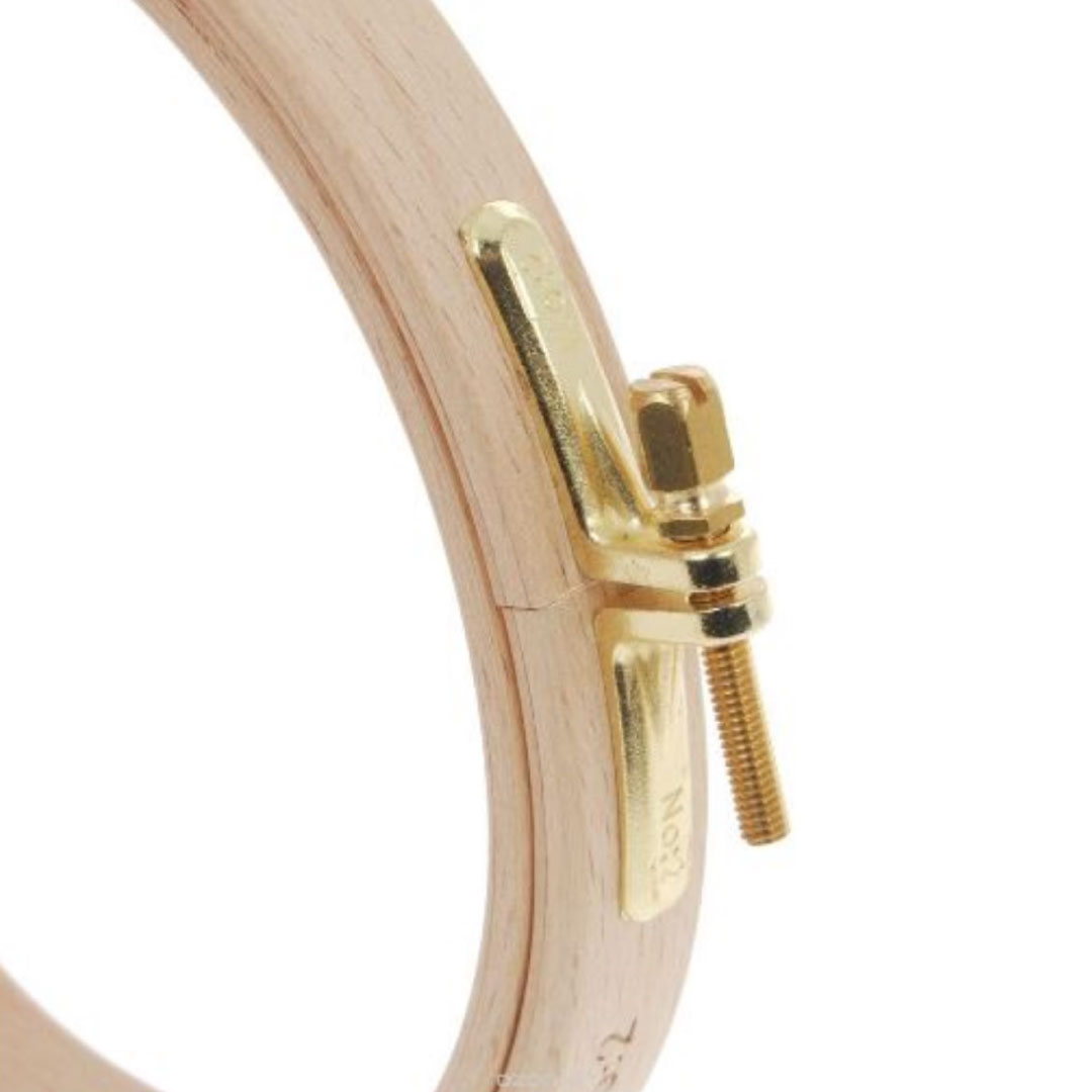Nurge Beech Embroidery Hoops - Screwed Brass closure - Image 4